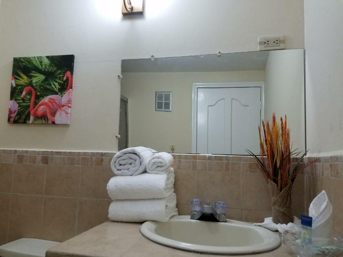 Mh Boutique Hotel San Pedro Sula Exterior foto